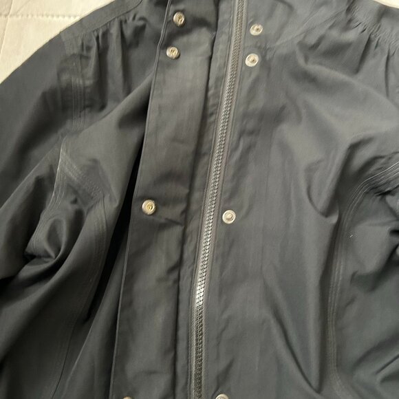 MEC rain coat - Picture 7 of 10